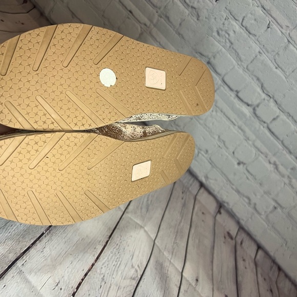 Ariat Cruisers - Picture 4 of 7